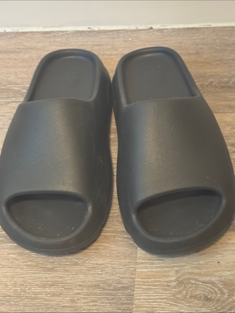 Yeezy Onyx slides 13 Minimalist Black Slide Sandals - Unbranded